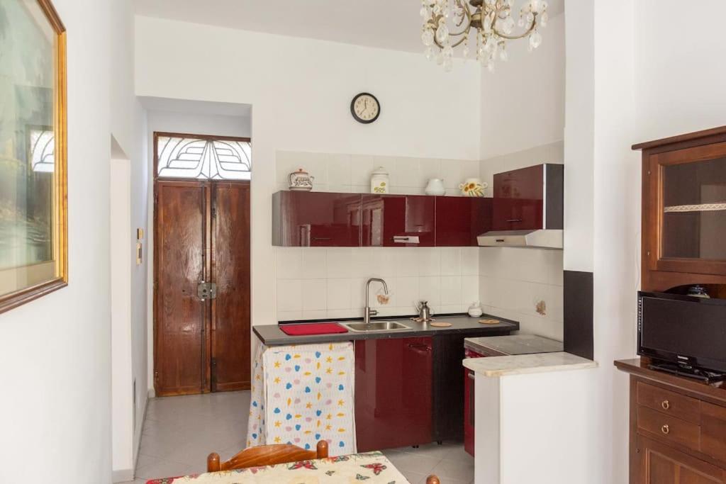 Апартаменты Lemontree House - Minturno Скаури Экстерьер фото